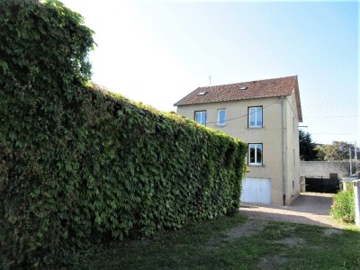 MAISON A VENDRE - AUTUN - 190.58 m2 - 226000€