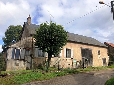 FERMETTE CAMPAGNE A VENDRE - ALLUY - 66 m2 - 55000€