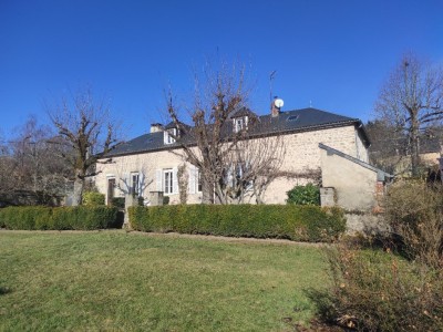 MAISON A VENDRE - CHAUMARD - 218.68 m2 - 336�000�&euro;