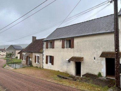 MAISON A VENDRE - BONA - 106.98 m2 - 70 000 &euro;