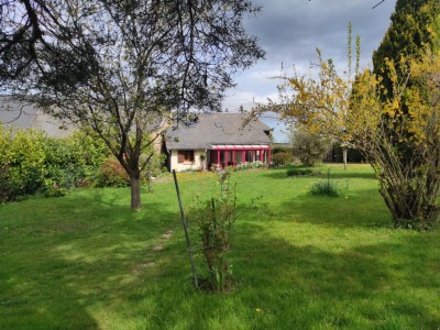 MAISON A VENDRE - ARLEUF - 103.57 m2 - 125 000 €