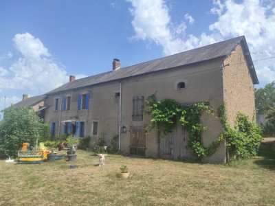 Ancienne Fermette A VENDRE - MONTIGNY EN MORVAN - 137.54 m2 - 125 000 €