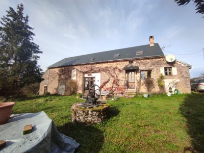 FERMETTE A VENDRE - ST PEREUSE - 128.6 m2 - Prix : nous consulter