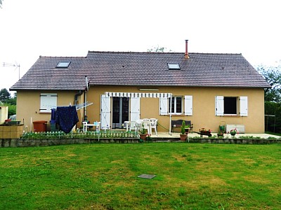 MAISON - ALLUY - 125 m2 - VENDU
