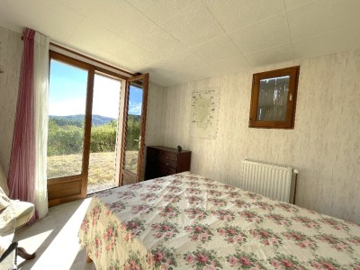 CHALET A VENDRE - CORANCY - 84.86 m2 - 120 000 €