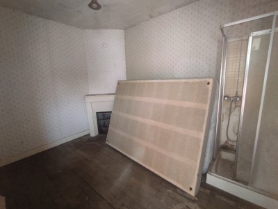 FERMETTE A VENDRE - ARLEUF - 176.92 m2 - 85000€