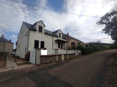 Ensemble immobilier de deux maisons dont une  rn A VENDRE - DUN SUR GRANDRY - 206.33 m2 - 159000€