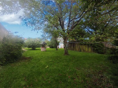 Ensemble immobilier de deux maisons dont une  rn A VENDRE - DUN SUR GRANDRY - 206.33 m2 - 159000€