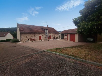 Fermette avec gte et dpendances A VENDRE - MHERE - 208.58 m2 - 306000€