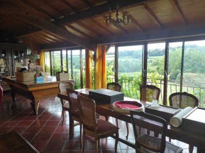 Fermette de 7 pices / 3 chambres A VENDRE - ST LEGER DE FOUGERET - 198.53 m2 - 130000€