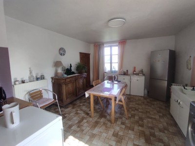 FERMETTE - ST LEGER DE FOUGERET - 80.27 m2 - VENDU