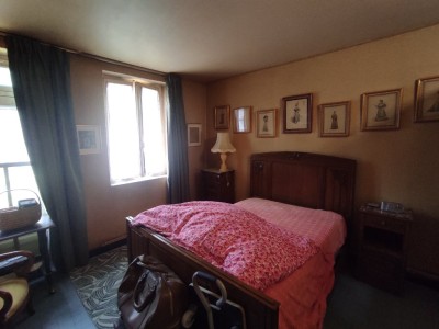 Fermette de 7 pièces / 3 chambres A VENDRE - ST LEGER DE FOUGERET - 198.53 m2 - 120 000 €
