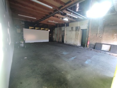 GARAGE A VENDRE - CHATEAU CHINON CAMPAGNE - 34�000�&euro;