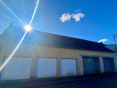 GARAGE A VENDRE - ST SAULGE - 44 000 €