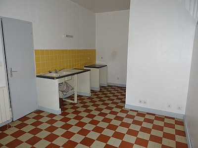 IMMEUBLE A VENDRE - CHATEAU CHINON VILLE - 230 m2 - 118400€