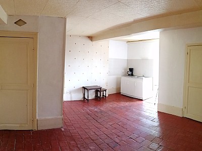 IMMEUBLE A VENDRE - CHATEAU CHINON VILLE - 230 m2 - 118400€