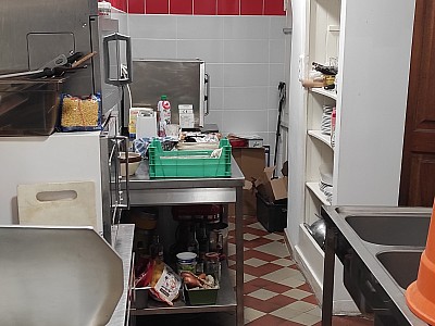 Fond de commerce A VENDRE - CHATEAU CHINON VILLE - 128.5 m2 - 199�000�&euro;