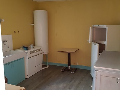 Fond de commerce A VENDRE - CHATEAU CHINON VILLE - 128.5 m2 - 199�000�&euro;