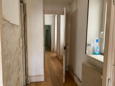 IMMEUBLE DE COMMERCE - 2 LOGEMENTS - 1 ATELIER A VENDRE - CHATILLON EN BAZOIS - 182.23 m2 - 140000€