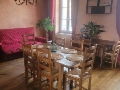 IMMEUBLE DE RAPPORT A VENDRE - CHATEAU CHINON VILLE - 200 m2 - 92 000 €