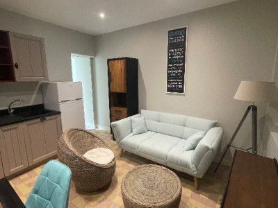 IMMEUBLE DE RAPPORT A VENDRE - CHATEAU CHINON VILLE - 239.2 m2 - 178�000�&euro;