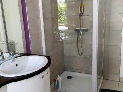 IMMEUBLE DE RAPPORT A VENDRE - CHATEAU CHINON VILLE - 239.2 m2 - 178�000�&euro;