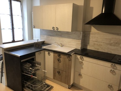 IMMEUBLE DE RAPPORT A VENDRE - CHATEAU CHINON VILLE - 239.2 m2 - 178�000�&euro;