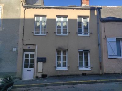 IMMEUBLE DE RAPPORT A VENDRE - CHATEAU CHINON VILLE - 138.64 m2 - 149 000 €