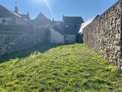 IMMEUBLE DE RAPPORT A VENDRE - CHATEAU CHINON VILLE - 138.64 m2 - 149 000 €