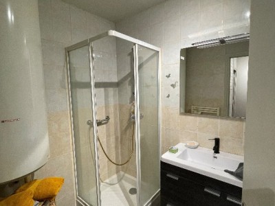 IMMEUBLE DE RAPPORT A VENDRE - MOULINS ENGILBERT - 177.7 m2 - 146�000�&euro;