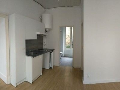 IMMEUBLE DE RAPPORT A VENDRE - ST SAULGE - 159.23 m2 - 77 000 €