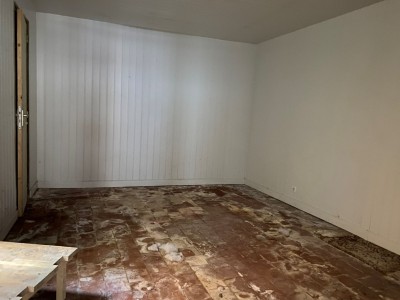 IMMEUBLE DE RAPPORT A VENDRE - ST SAULGE - 159.23 m2 - 77 000 €