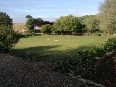 MAISON DE CAMPAGNE AVEC TERRAIN - ALLUY - 52.44 m2 - VENDU