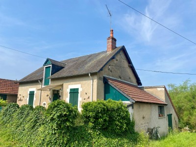 MAISON DE CAMPAGNE AVEC TERRAIN - ALLUY - 52.44 m2 - VENDU