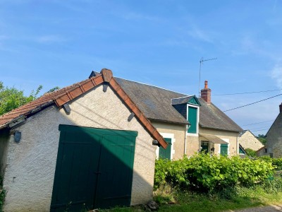 MAISON DE CAMPAGNE AVEC TERRAIN - ALLUY - 52.44 m2 - VENDU