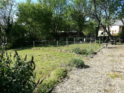 MAISON DE CAMPAGNE AVEC TERRAIN - ALLUY - 52.44 m2 - VENDU