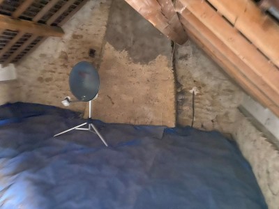 MAISON DE CAMPAGNE AVEC TERRAIN - ALLUY - 52.44 m2 - VENDU