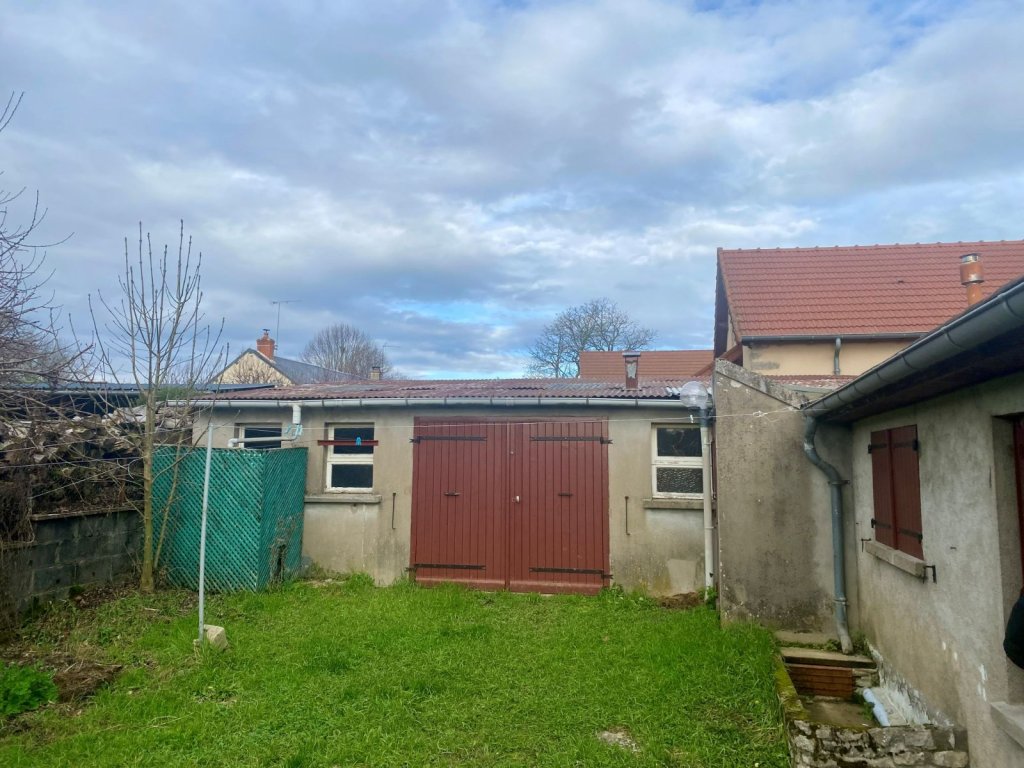 MAISON - ALLUY - 66.73 m2 - VENDU