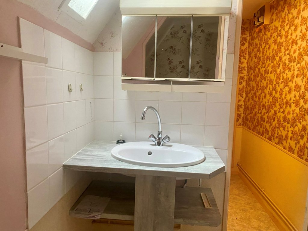 MAISON - ALLUY - 66.73 m2 - VENDU
