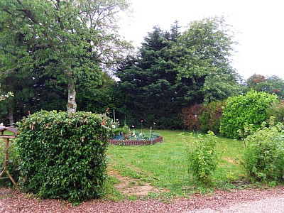 MAISON - ALLUY - 125 m2 - VENDU