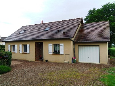 MAISON - ALLUY - 125 m2 - VENDU