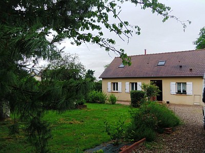 MAISON - ALLUY - 125 m2 - VENDU