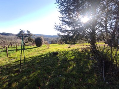 Pavillon sur Sous Sol complet avec dpendances A VENDRE - ARLEUF - 94.62 m2 - 119000€