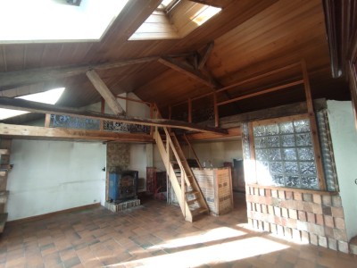 MAISON A VENDRE - ARLEUF - 159.38 m2 - 99 000 €