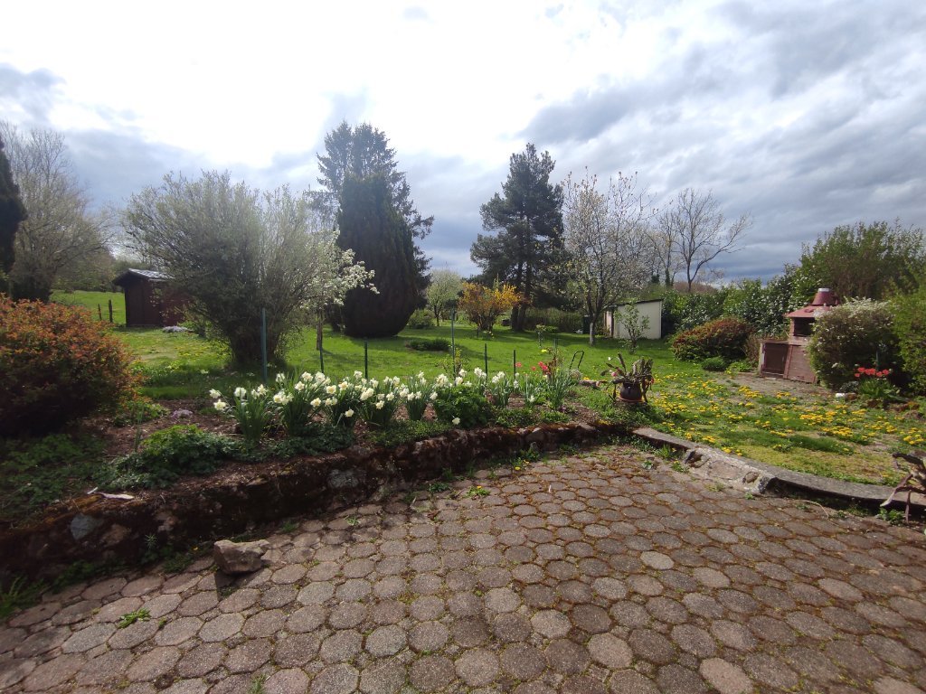 MAISON - ARLEUF - 103.57 m2 - VENDU