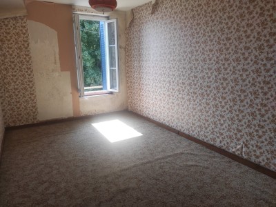 Ensemble de trois maisons A VENDRE - ARLEUF - 144.34 m2 - 34 000 &euro;