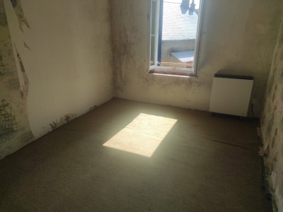 Ensemble de trois maisons A VENDRE - ARLEUF - 144.34 m2 - 34 000 &euro;