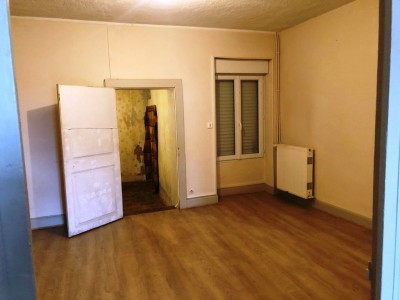 MAISON A VENDRE - AUNAY EN BAZOIS - 142.52 m2 - 49 000 €