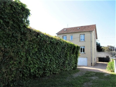 MAISON A VENDRE - AUTUN - 190.58 m2 - 233000 €