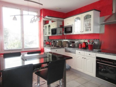 MAISON A VENDRE - AUTUN - 190.58 m2 - 226000€